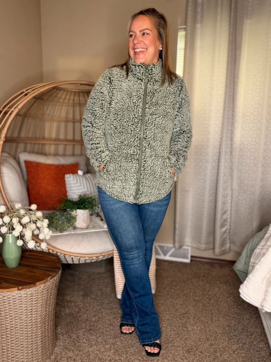 Michelle Mae Two Tone Fullzip Sherpa - Olive and White