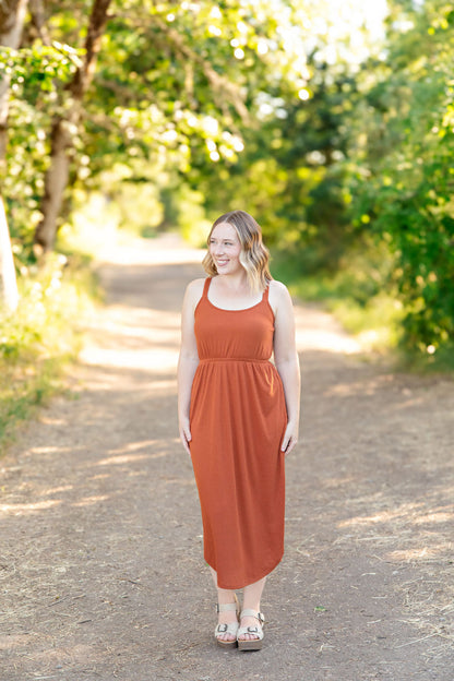 Michelle Mae Reagan Ribbed Midi Dress - Rust