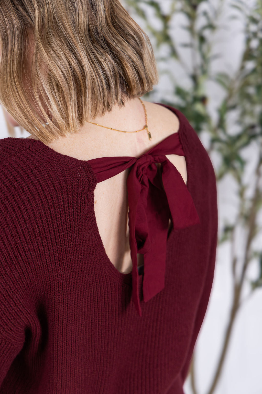 Michelle Mae Bethany Bow Knit Sweater - Burgundy