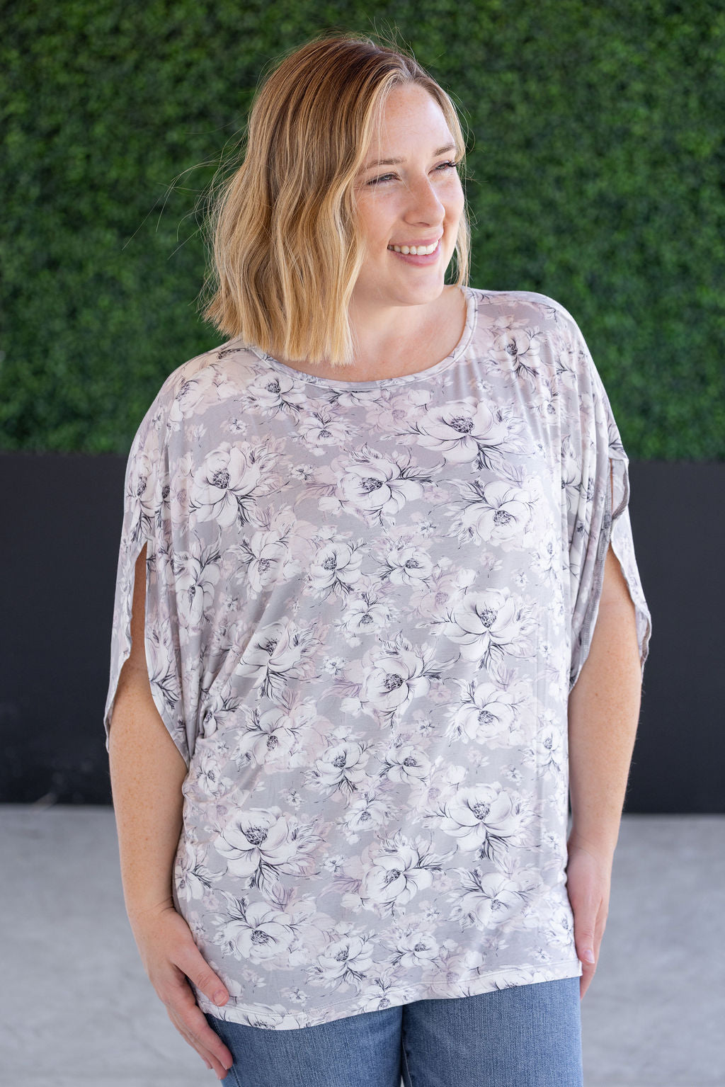 Michelle Mae Darcy Dolman - Vintage Grey Floral