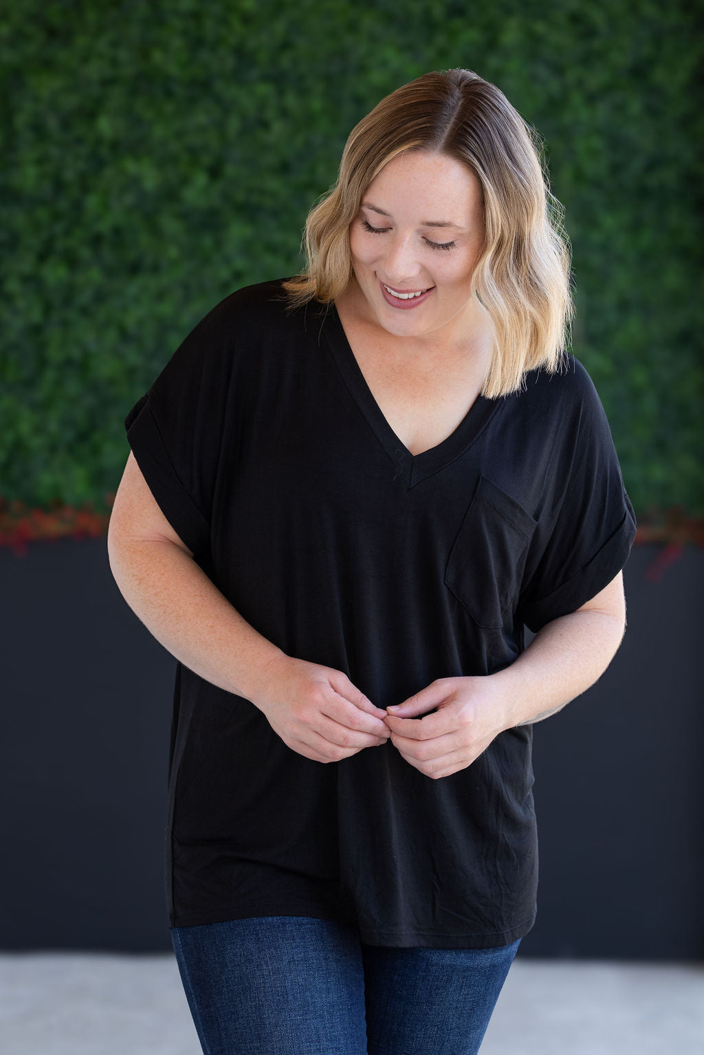 Michelle Mae Sierra Pocket Top - Black
