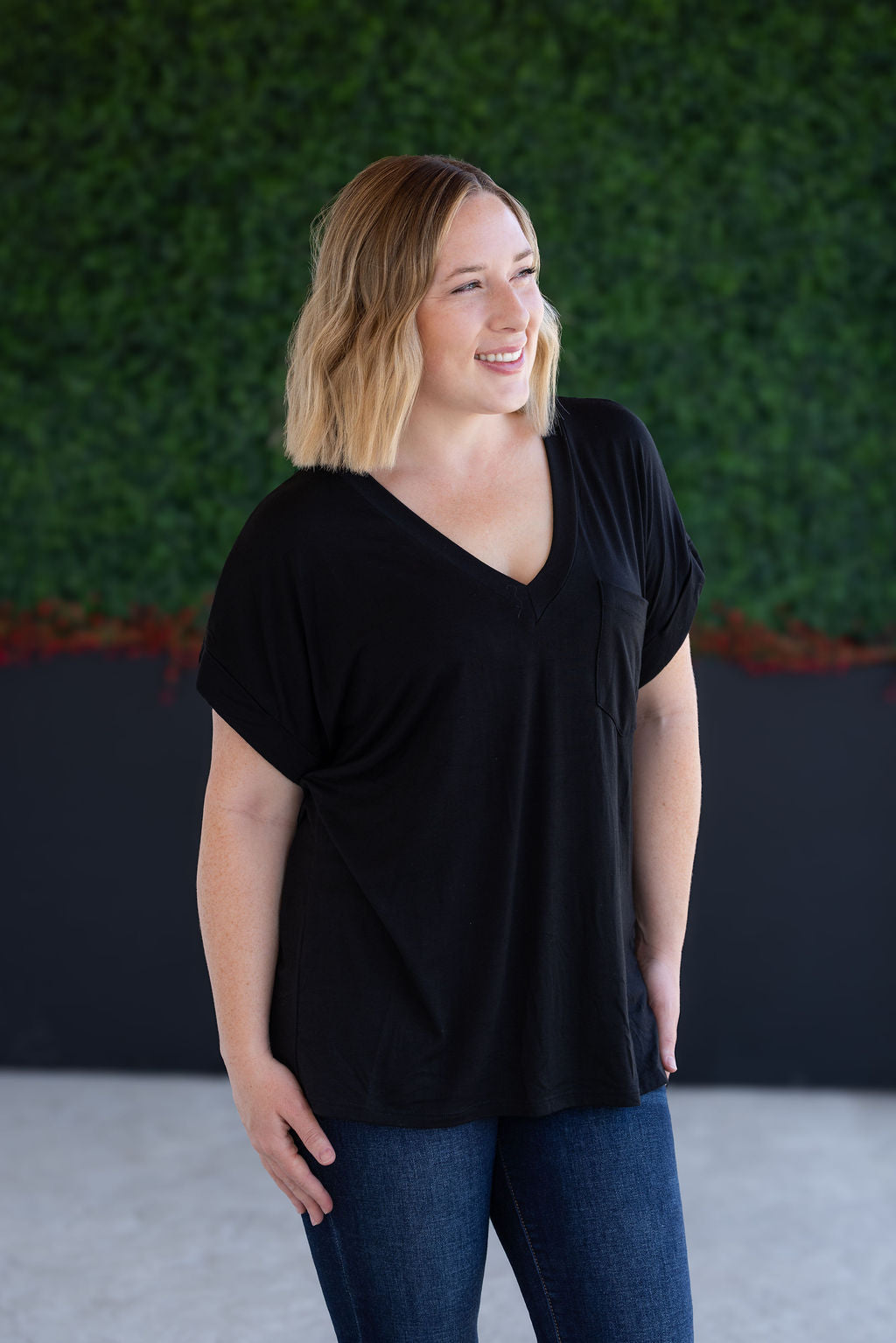 Michelle Mae Sierra Pocket Top - Black