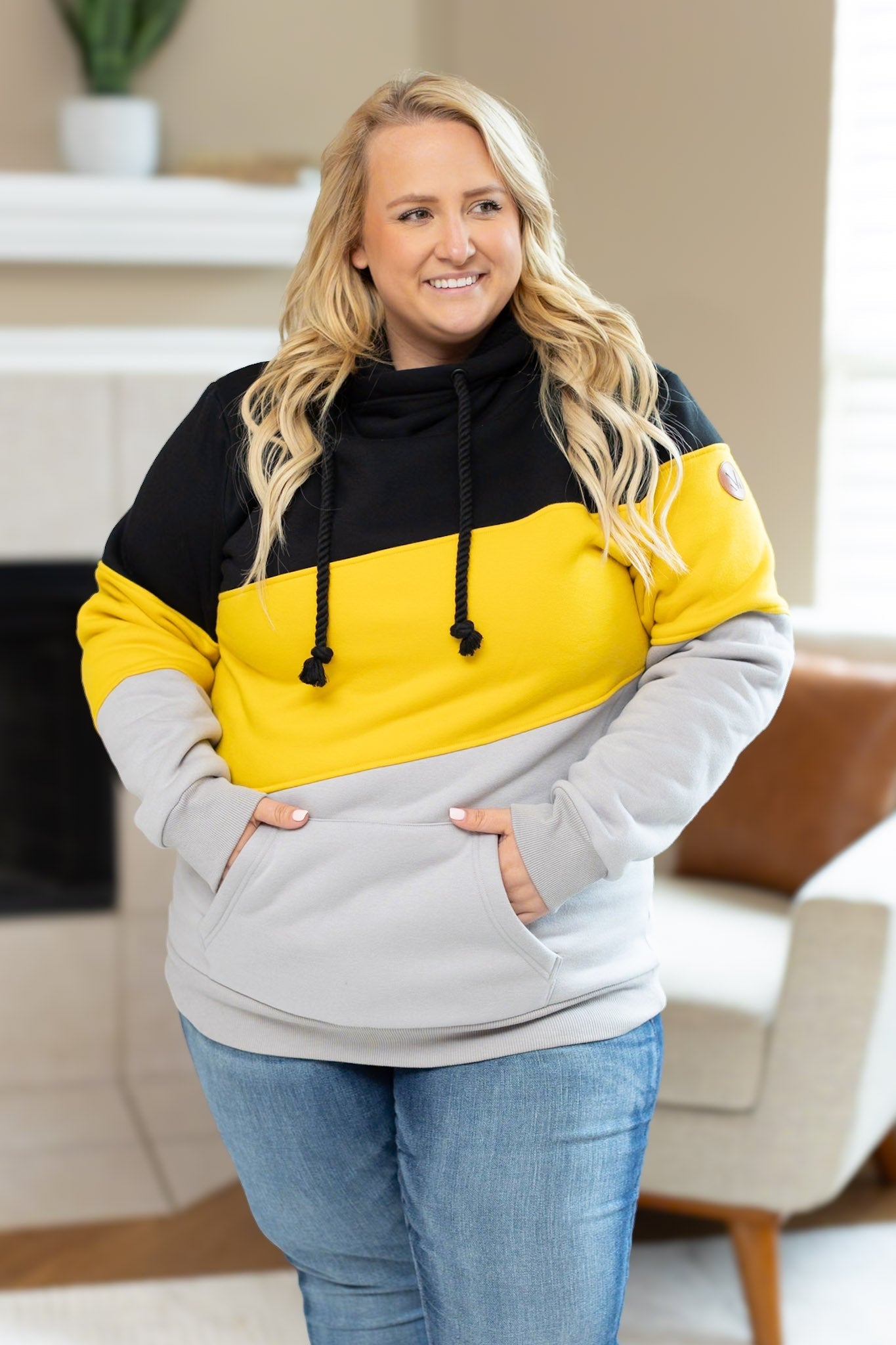 Michelle Mae Lizzie Women's Hoodie | Pittsburgh Black, Yellow, Grey