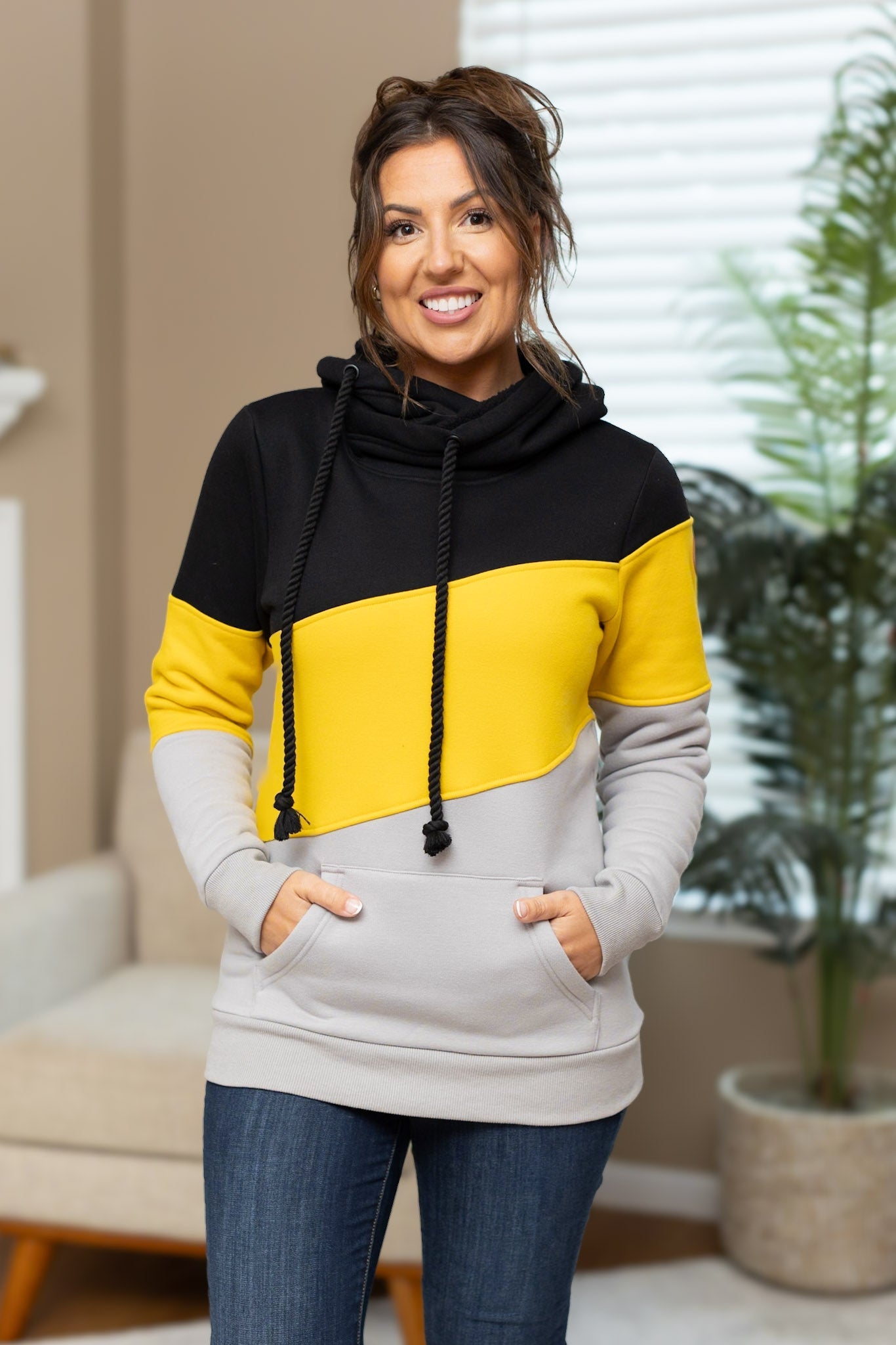 Michelle Mae Lizzie Women's Hoodie | Pittsburgh Black, Yellow, Grey