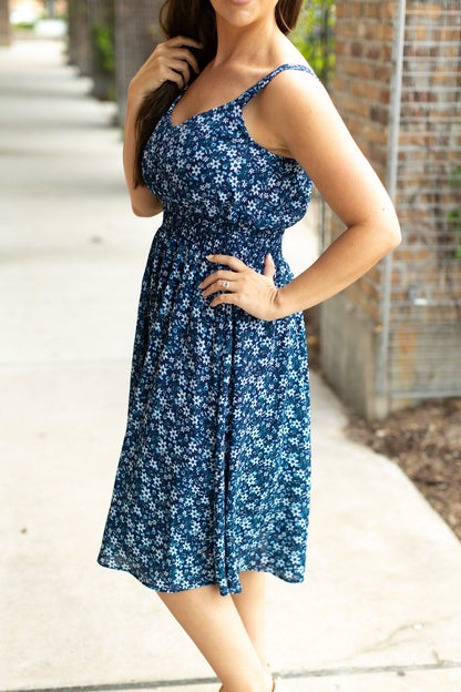 Michelle Mae Cassidy Midi Dress - Blue Floral Mix