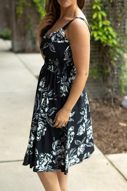 Michelle Mae Cassidy Midi Dress - Black and White Floral