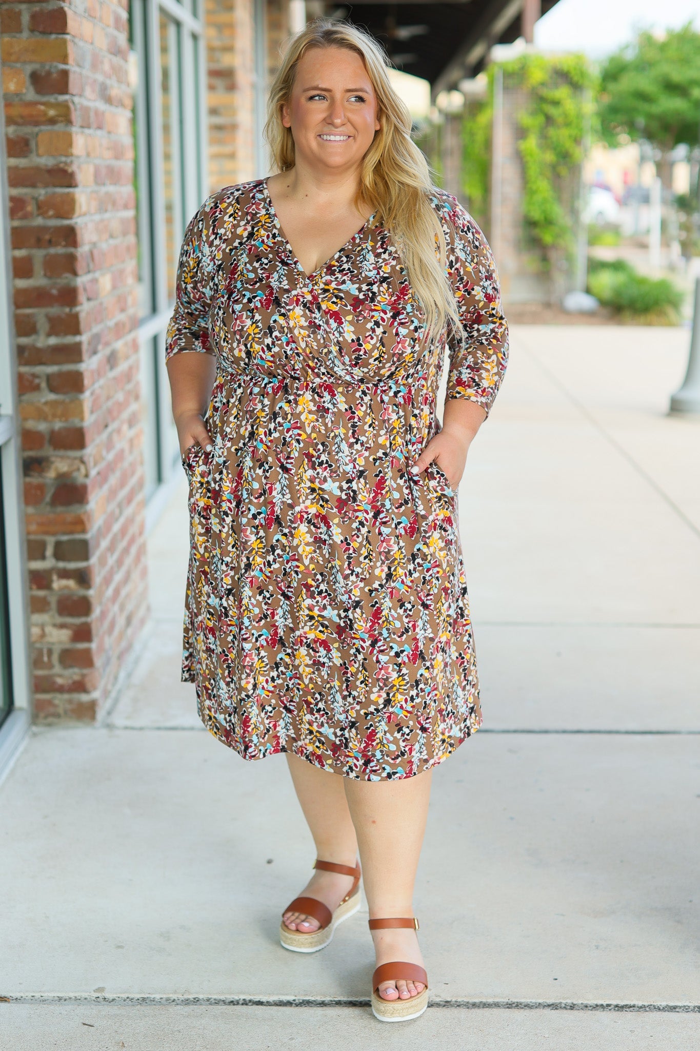 Michelle Mae Taylor Dress - Mocha Floral