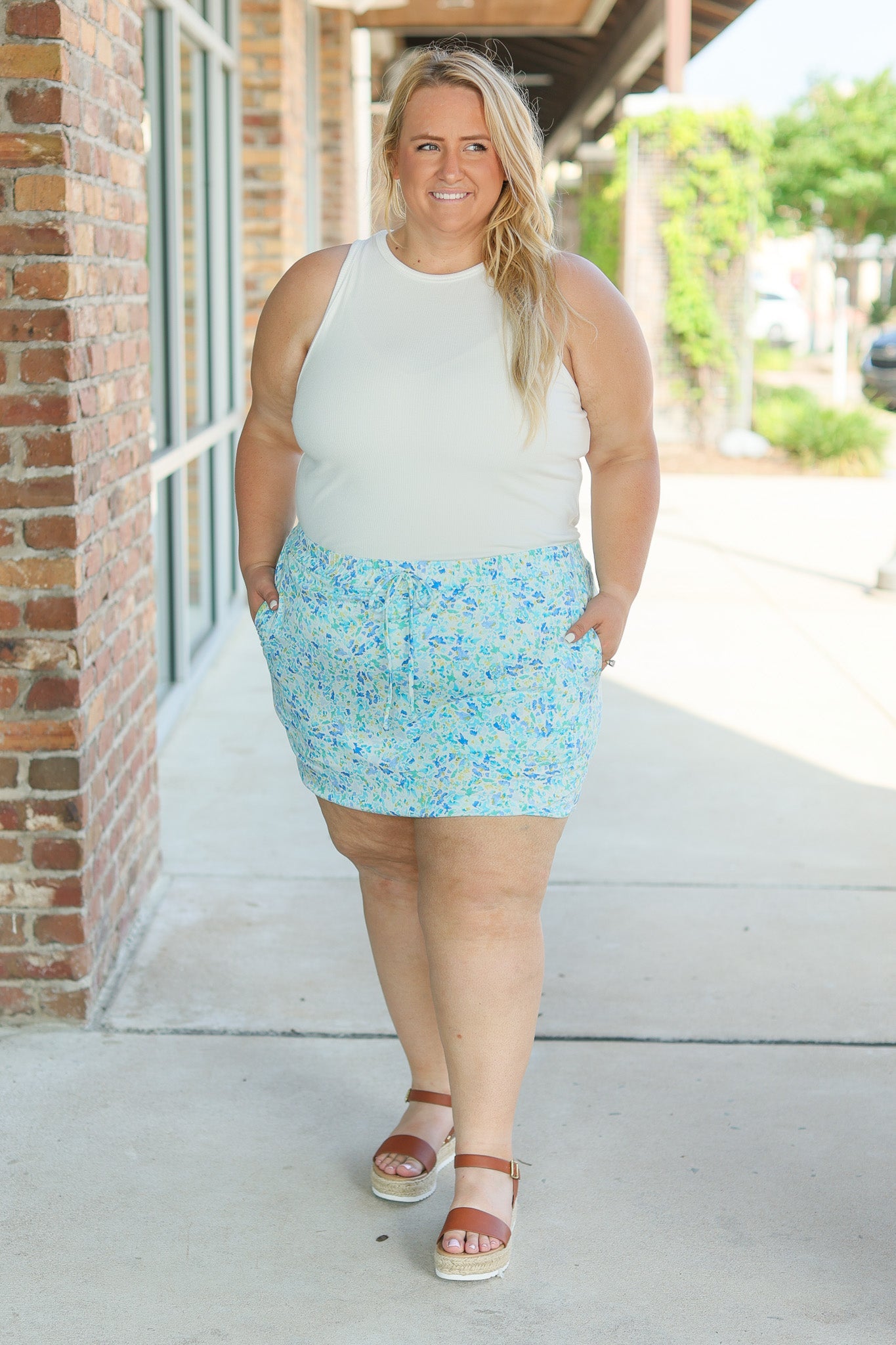 Michelle Mae Sienna Skort - Aqua Micro Floral