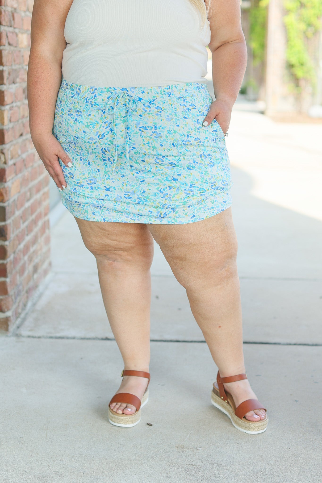 Michelle Mae Sienna Skort - Aqua Micro Floral