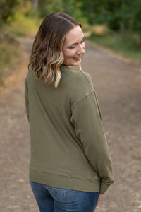 Michelle Mae Corrine Ribbed Pullover Top - Olive