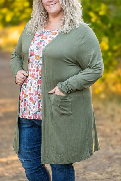 Michelle Mae Classic Cardigan - Olive