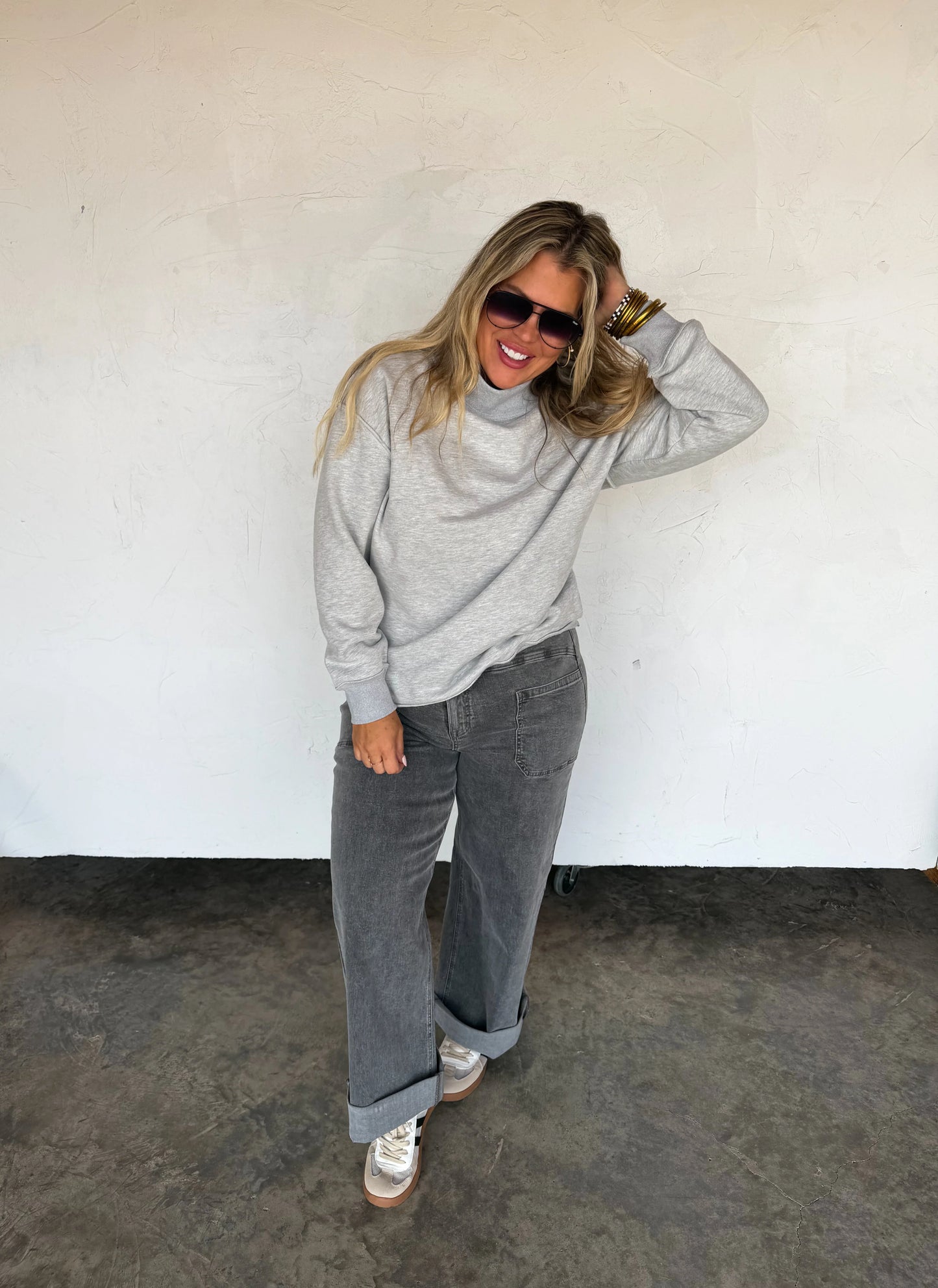 SPRING MOCK NECK POCKET PULLOVER