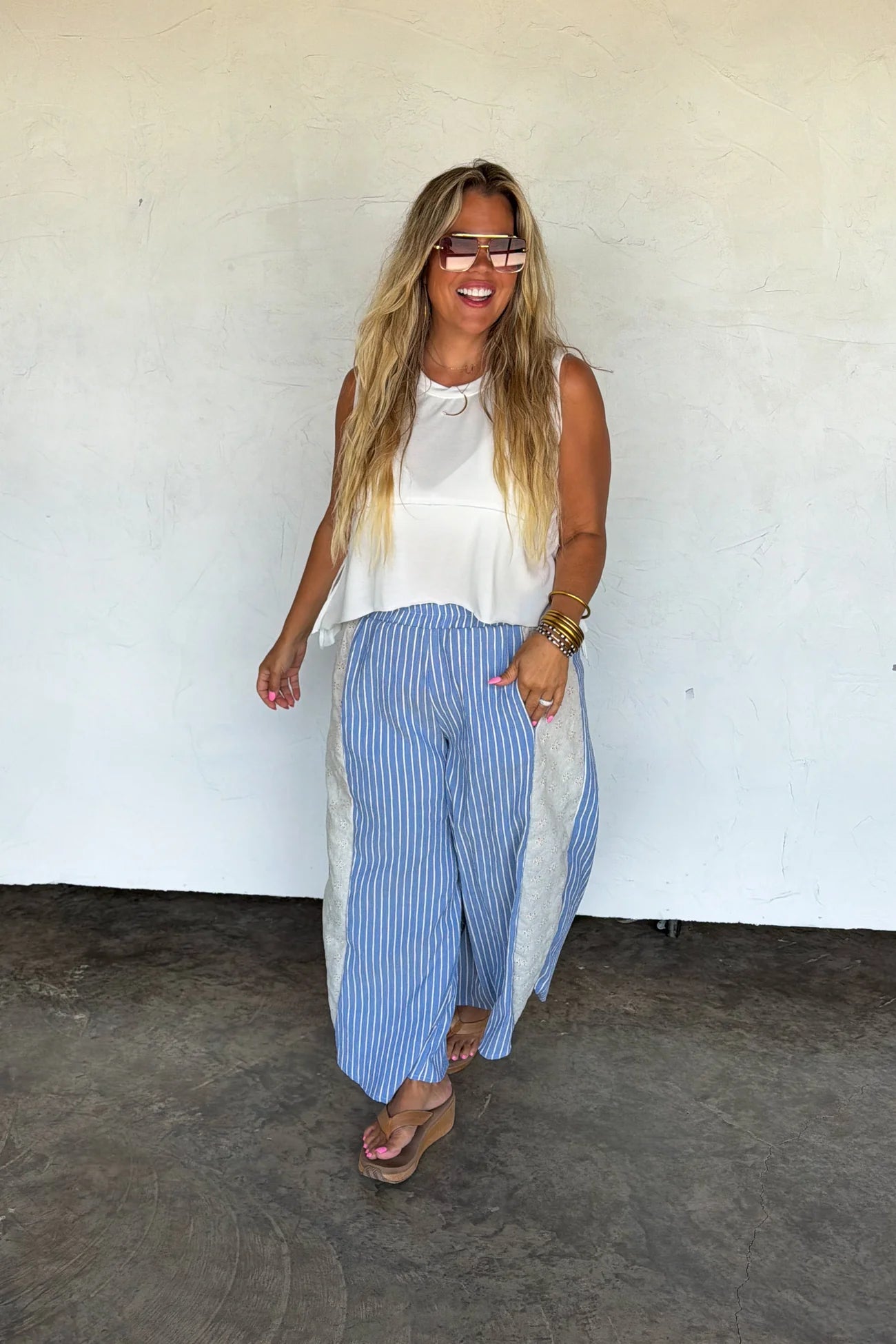 WEEKEND ESCAPE PANTS