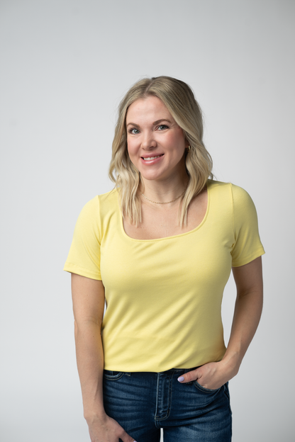 Michelle Mae Short Sleeve Alyssa Top - Yellow