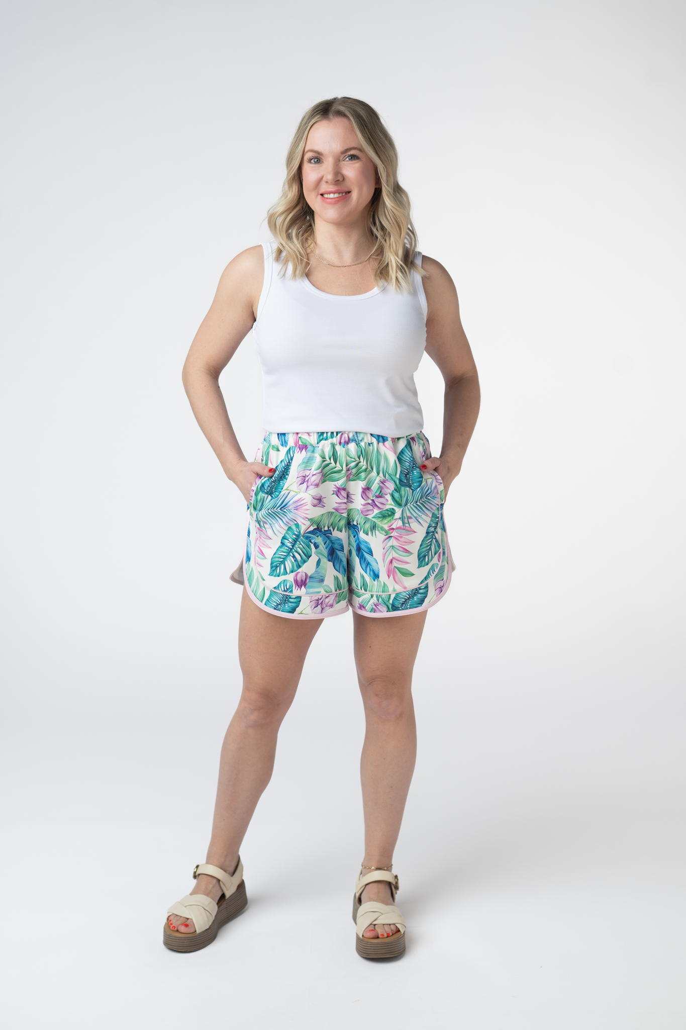 Michelle Mae Dolphin Shorts - Tropical Leaf