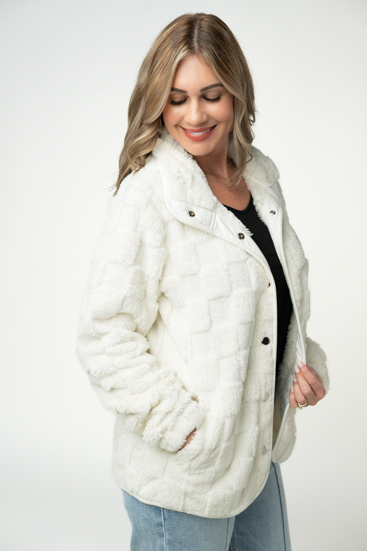 Michelle Mae Checkered Snap Sherpa - Ivory
