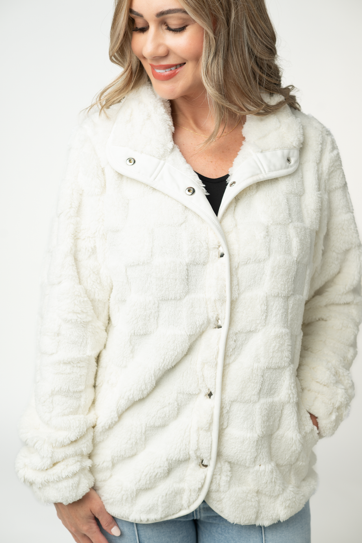 Michelle Mae Checkered Snap Sherpa - Ivory