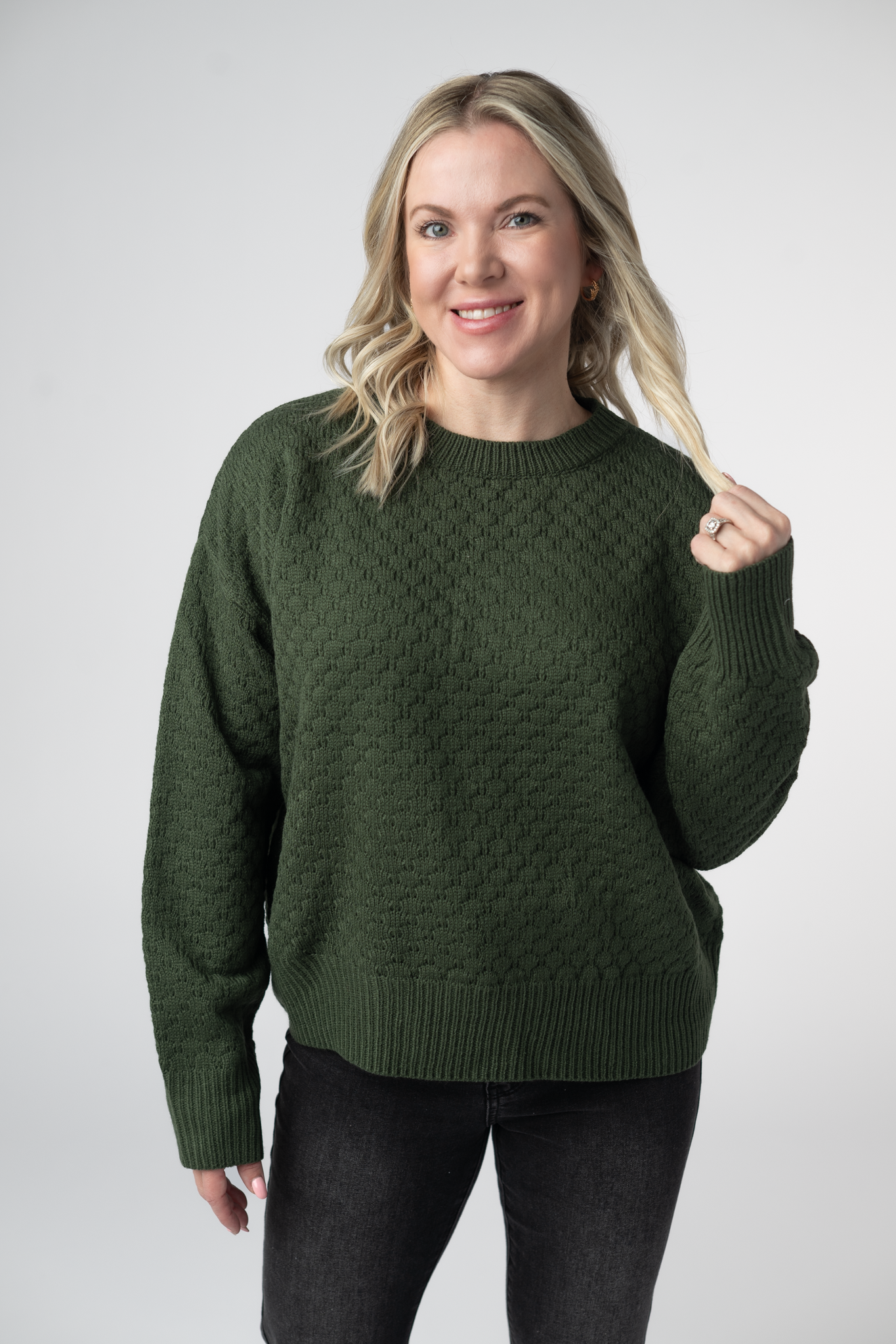 Michelle Mae Gianna Pullover Sweater - Olive
