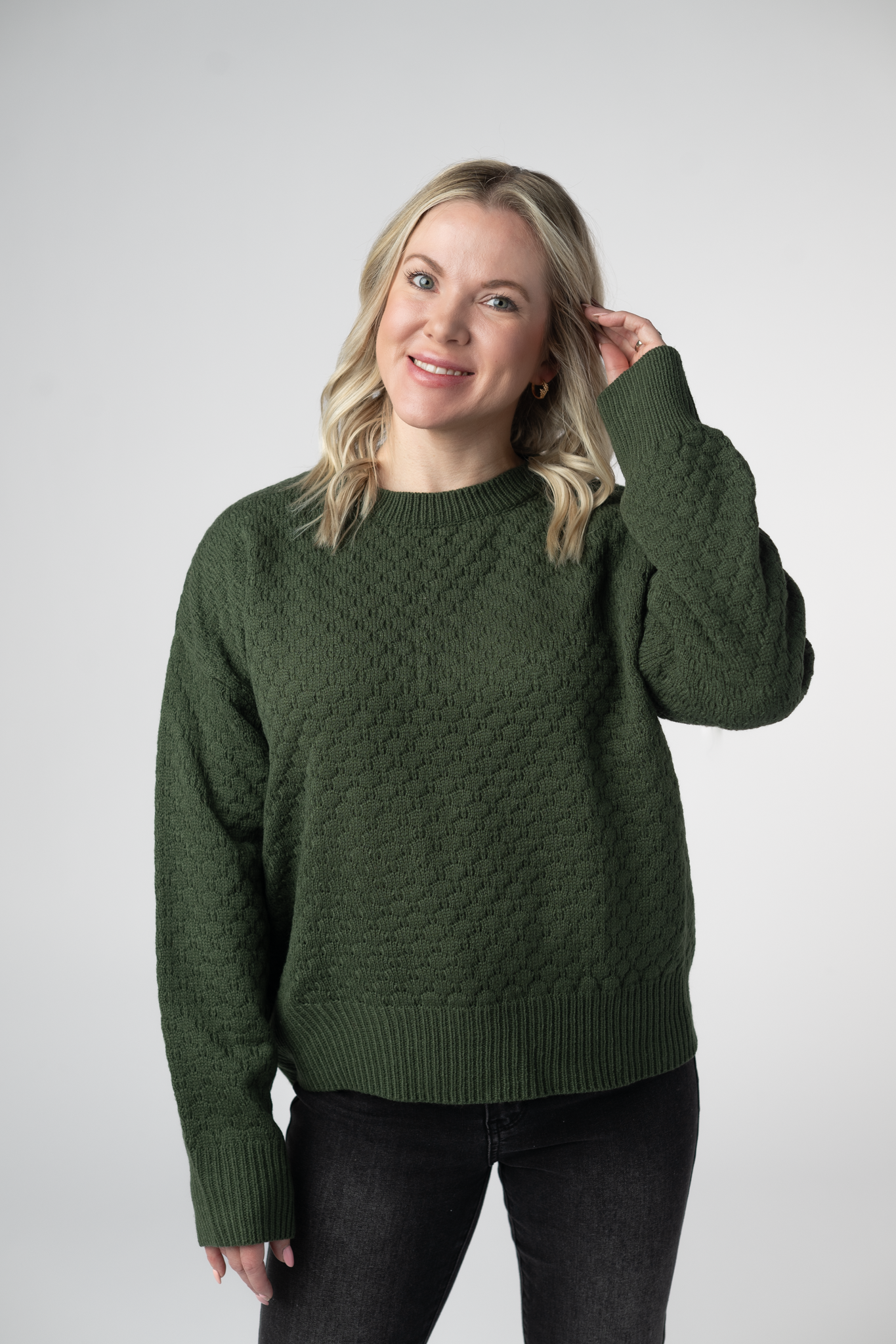 Michelle Mae Gianna Pullover Sweater - Olive