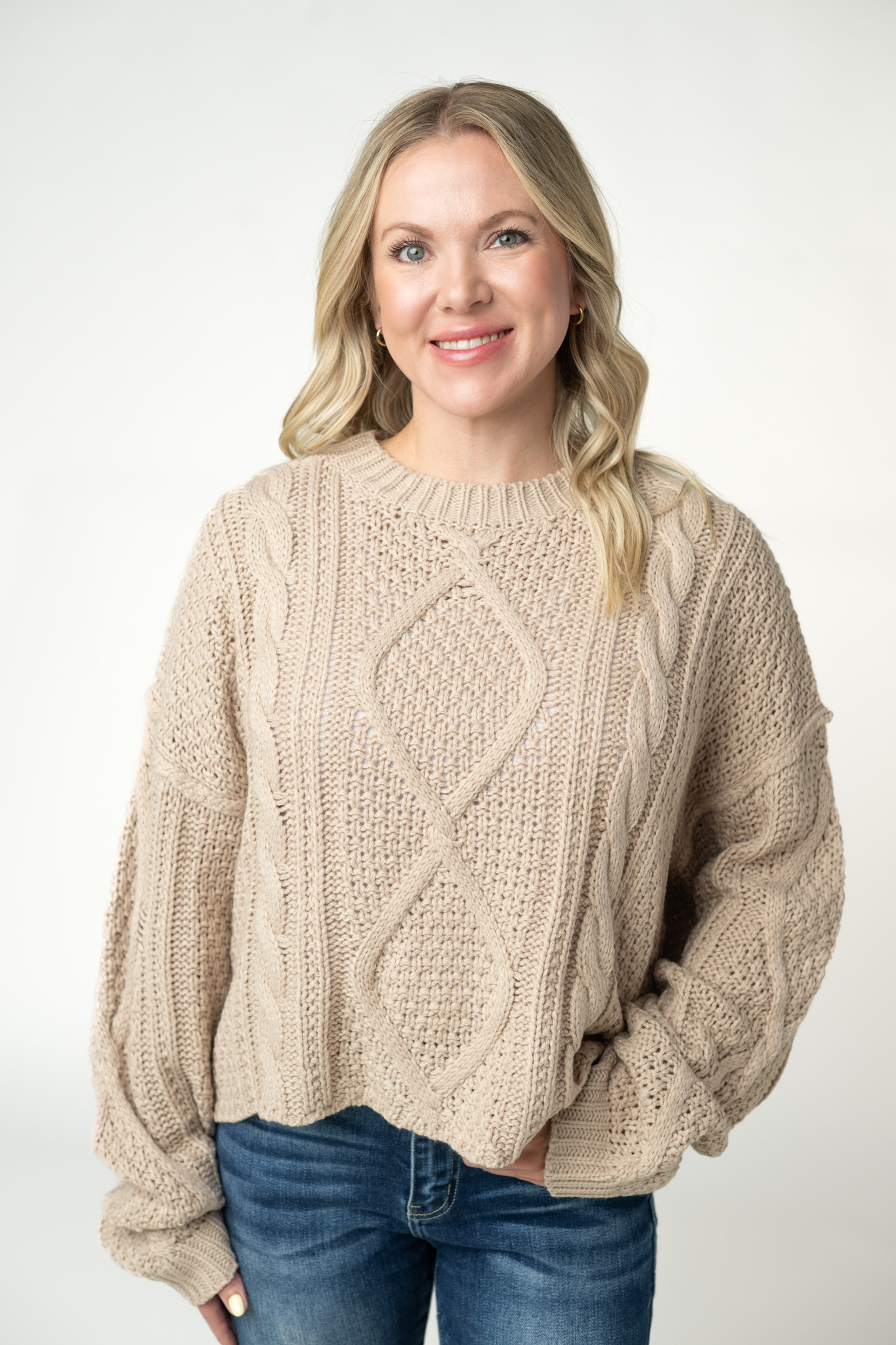 Michelle Mae Cable Knit Sweater - Latte