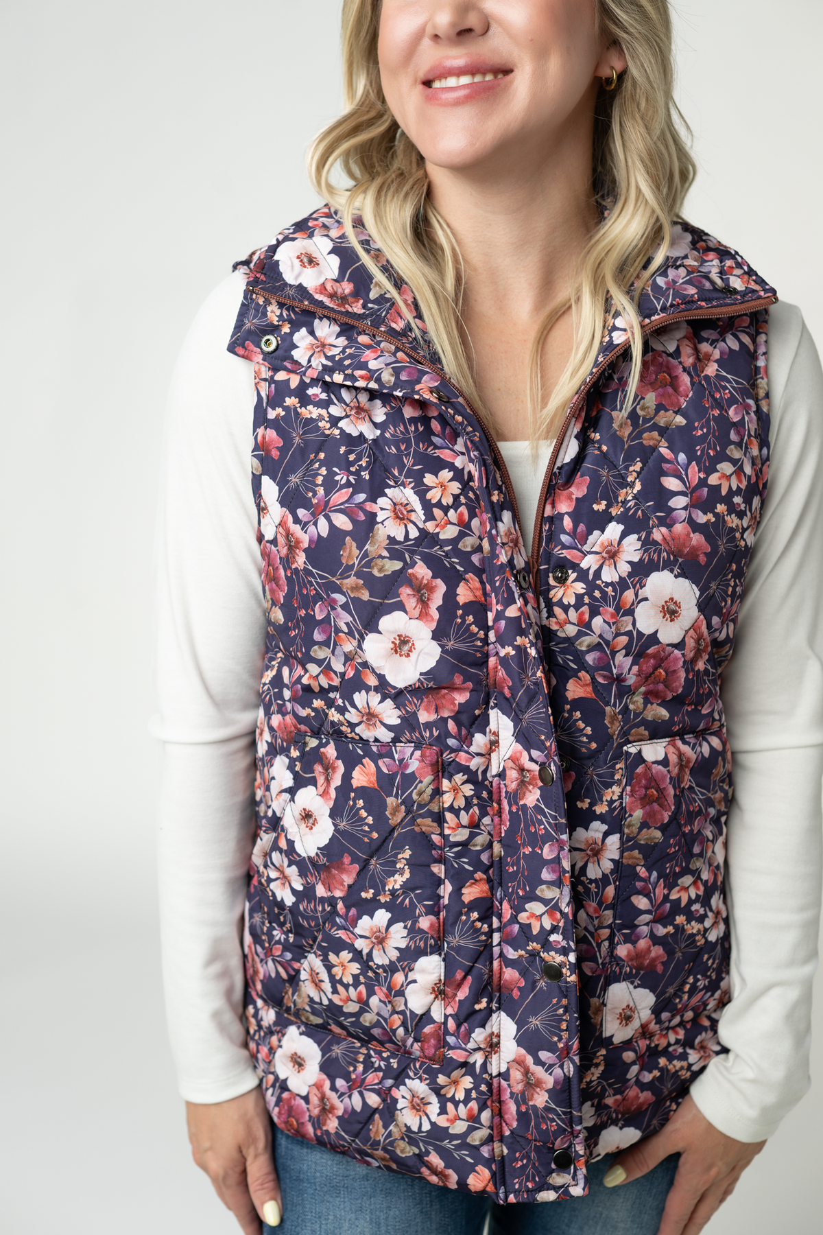 Michelle Mae Remy Zip Up Vest - Blushwood Floral