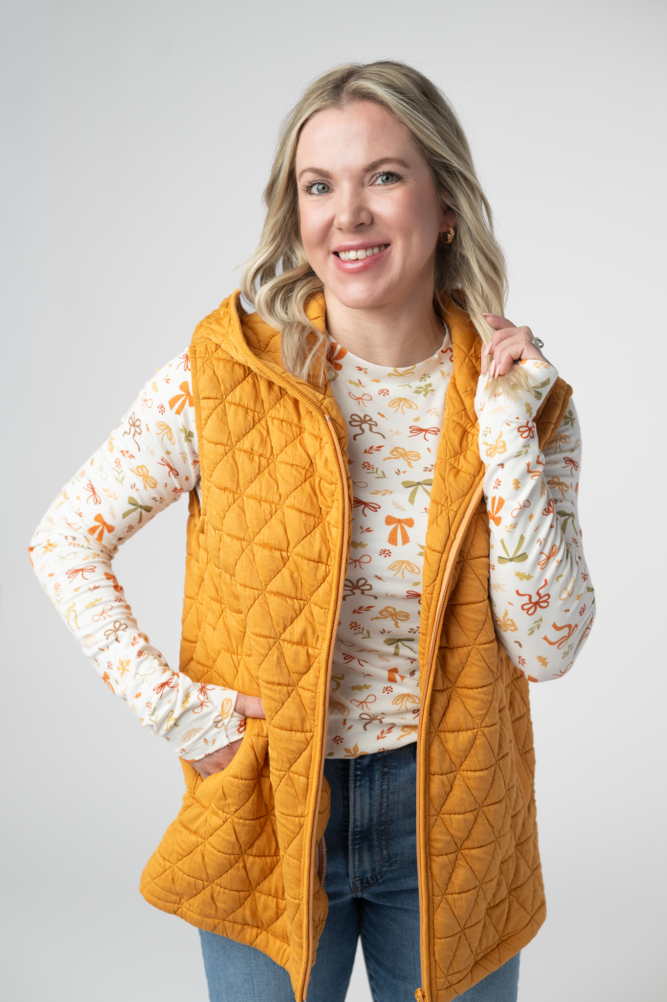Michelle Mae Heather Geometric Hooded Vest - Mustard