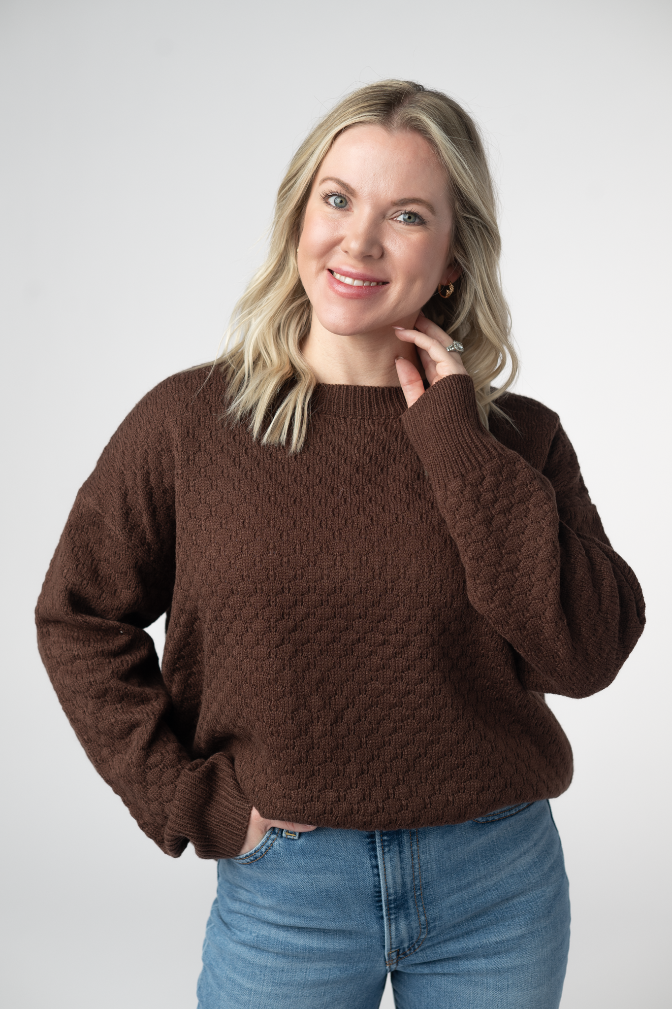 Michelle Mae Gianna Pullover Sweater - Brown