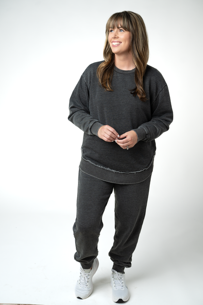 Michelle Mae Vintage Wash Pullover - Black