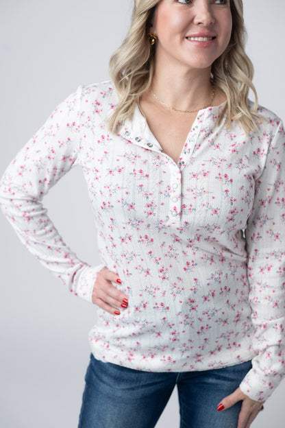 Michelle Mae Button Snap Henley Top - Micro Pink Floral