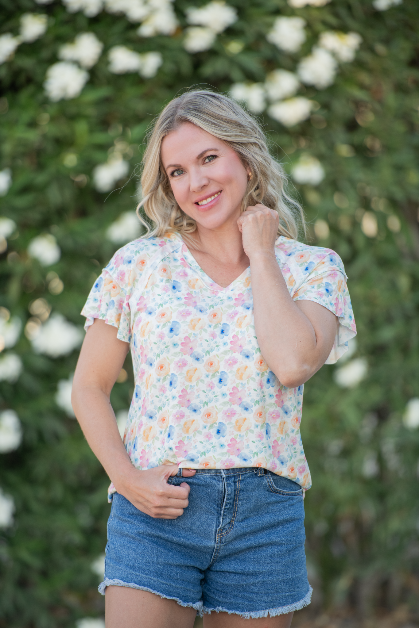 Michelle Mae Raelynn V-Neck Top - Petal Gardens