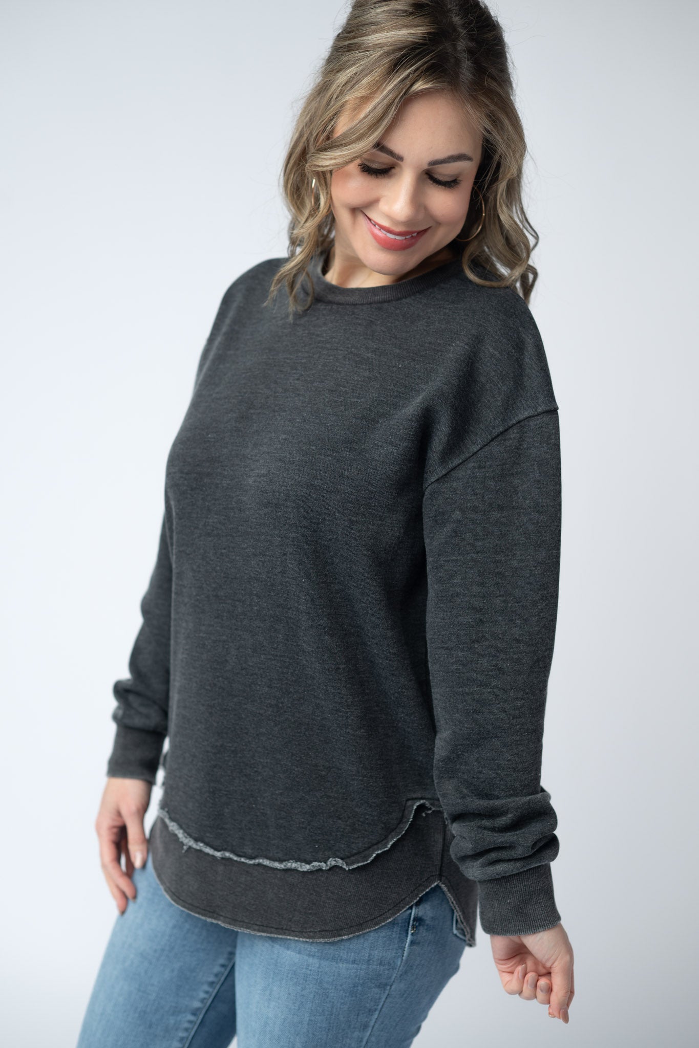 Michelle Mae Vintage Wash Pullover - Black