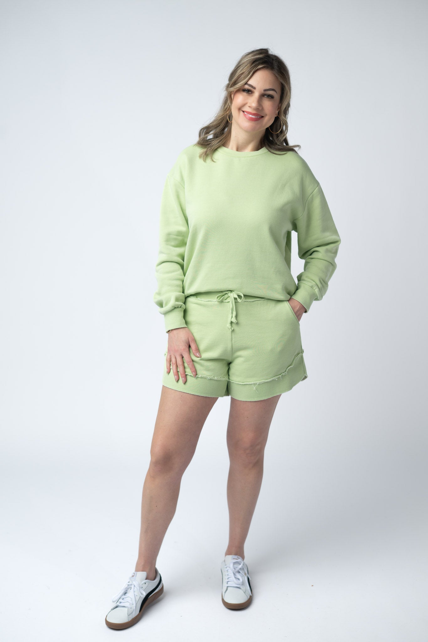 Michelle Mae Vintage Wash Pullover - Spring Leaf