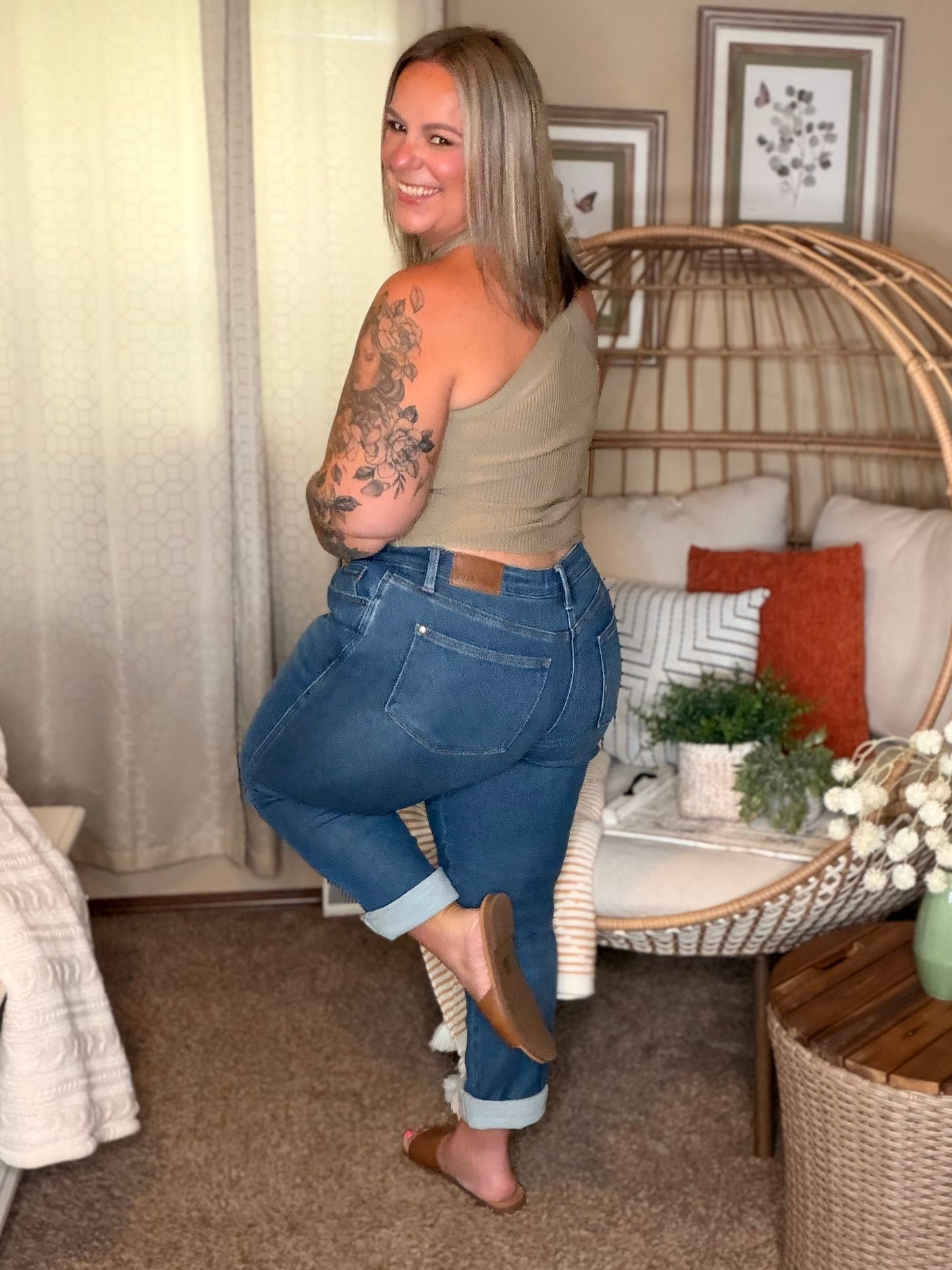 Shane Mid Rise Billie Boyfriend Jean in Dark Cozy Indigo