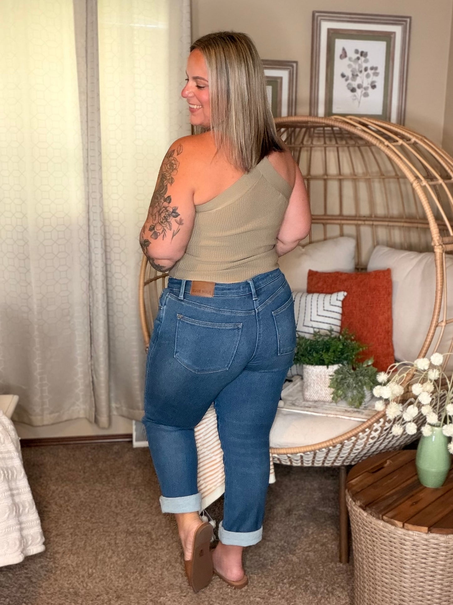 Shane Mid Rise Billie Boyfriend Jean in Dark Cozy Indigo