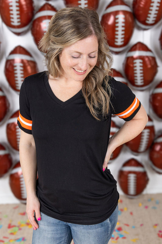 Michelle Mae GameDay Tessa Short Sleeve Top - Cincinnati