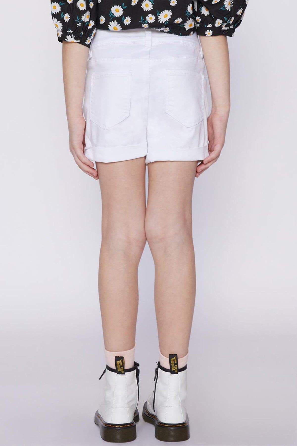 Girls 2-Button Essential Cuffed Shorts