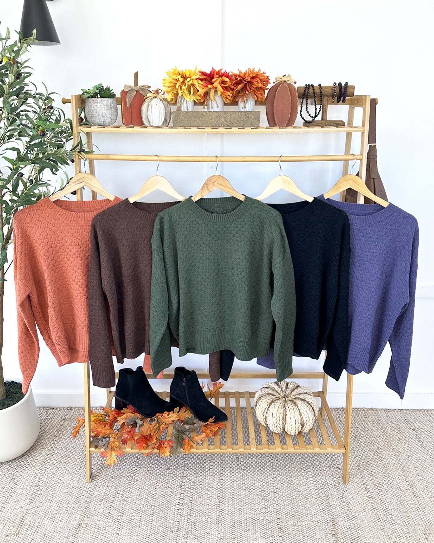 Michelle Mae Gianna Pullover Sweater - Black
