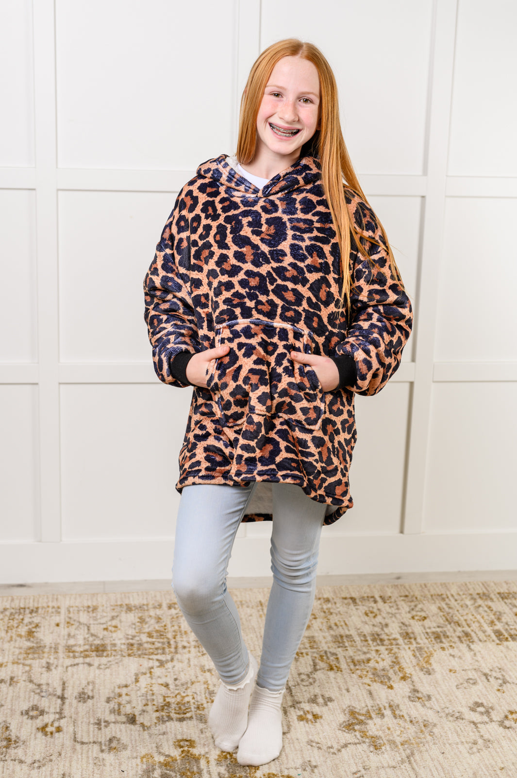 Kids Oversized Hoodie Blanket in Leopard