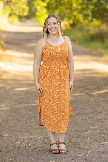 Michelle Mae Reagan Ribbed Midi Dress - Pumpkin Floral