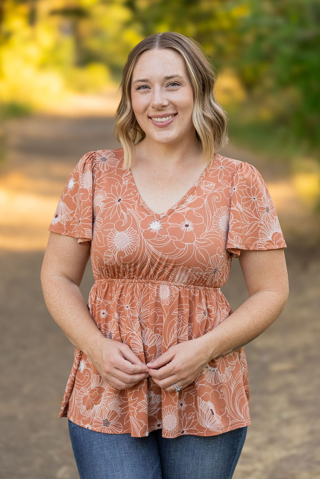 Michelle Mae Emery Ruffle Top - Cocoa Floral