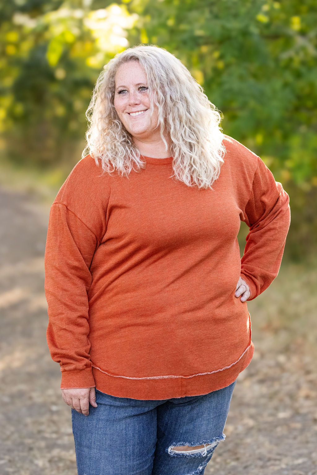 Michelle Mae Vintage Wash Pullover - Rust