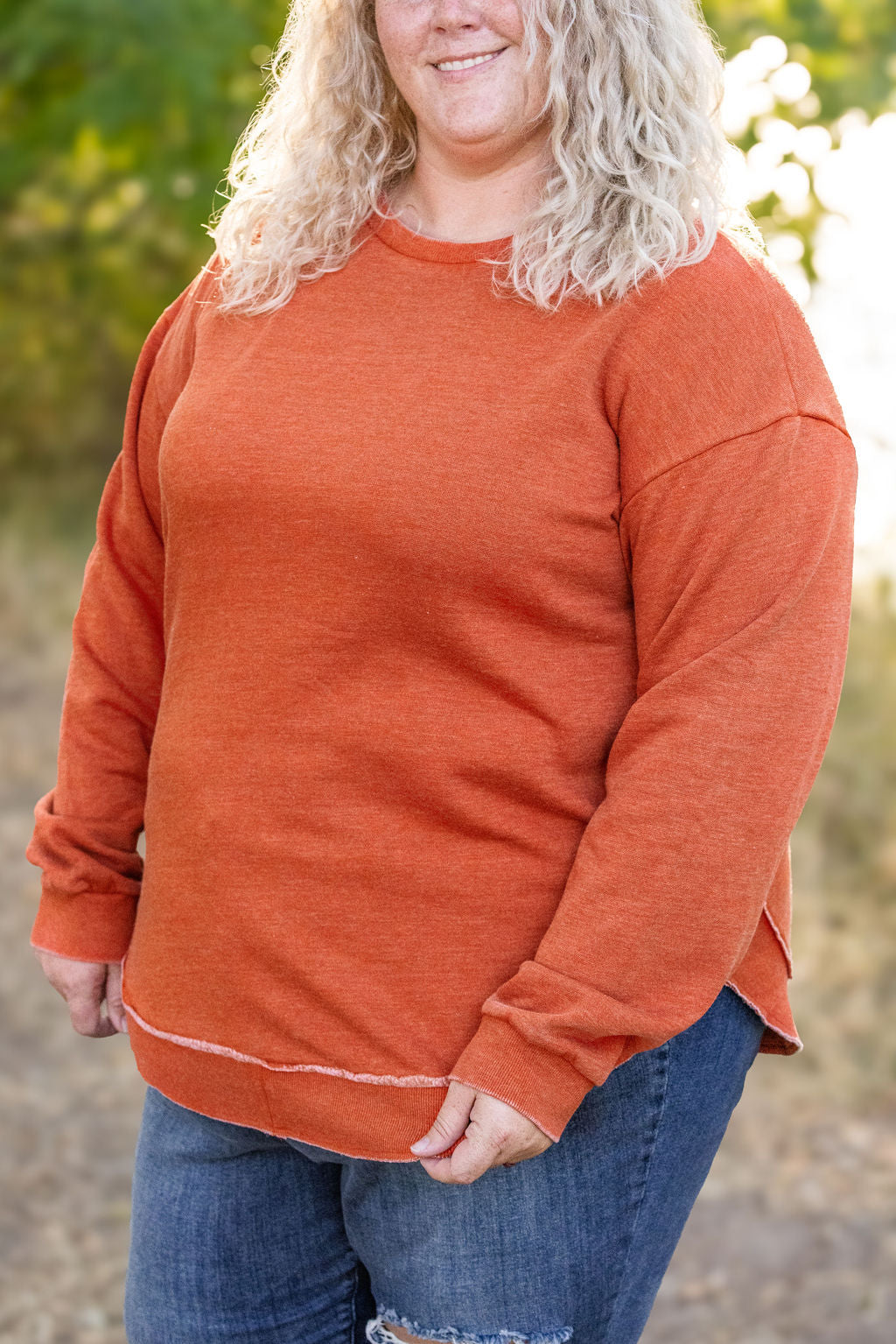 Michelle Mae Vintage Wash Pullover - Rust