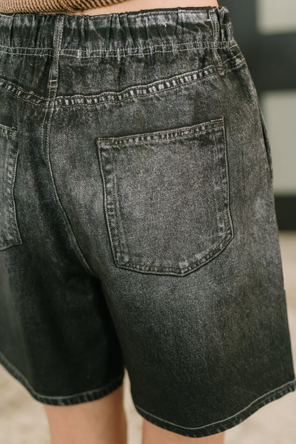 Zenim Printed High Waisted Shorts in Charcoal