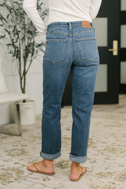 Zoey Mid Rise Billie Boyfriend Jean in Everyday Indigo