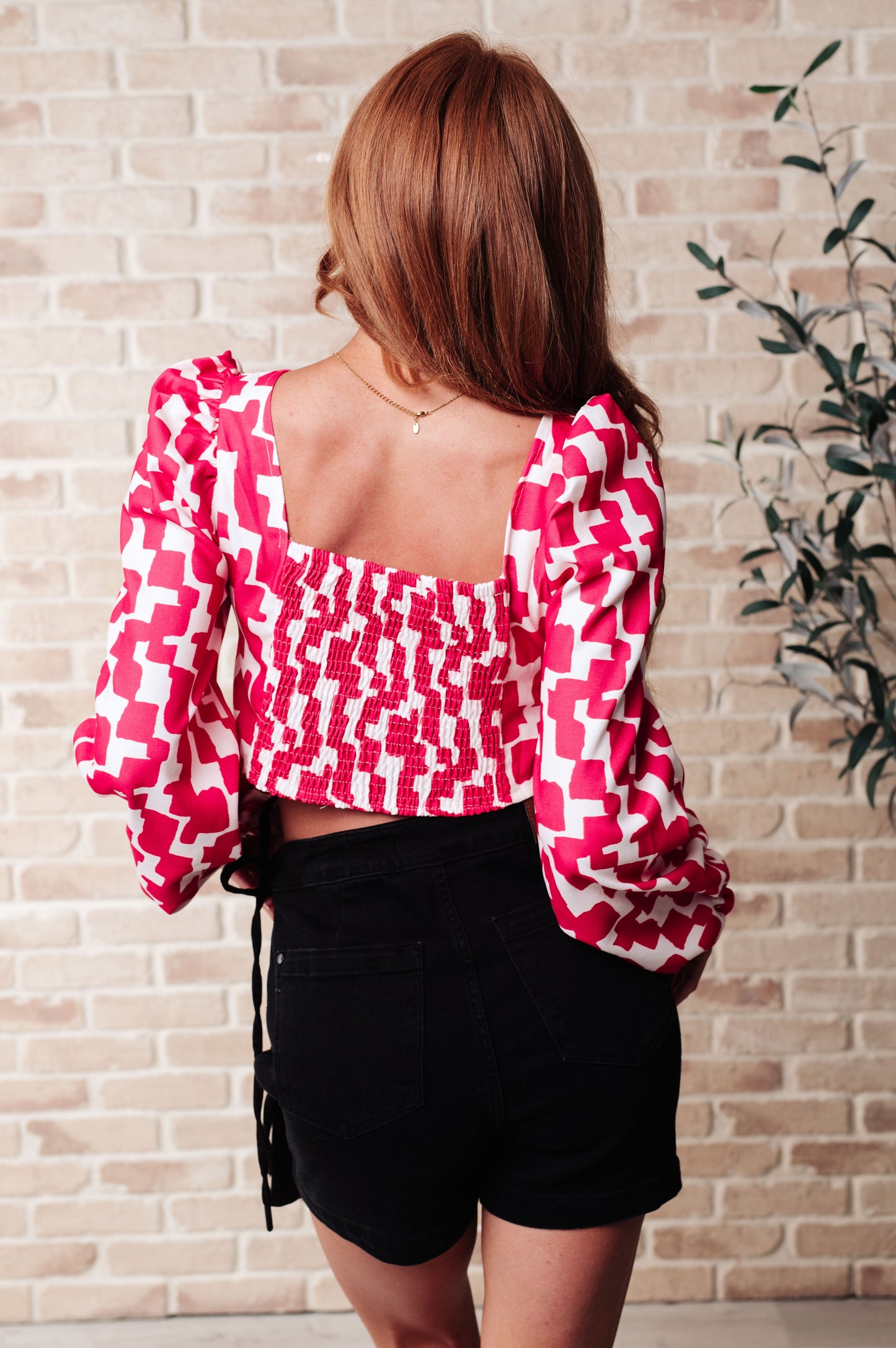 Zola Zip Up Abstract Print Crop Top in Magenta