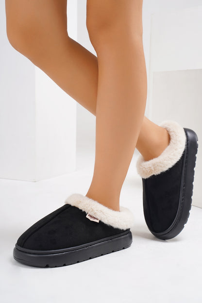 PREORDER: FLUFFY FEET PLATFORM SLIPPERS