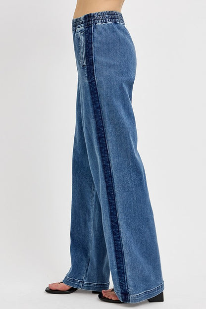 Everyday Ease Wide-Leg Jeans