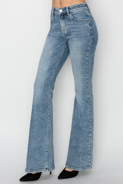 Out Today Bootcut Jeans