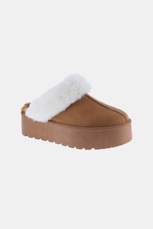 Cozy Luxe Snow Slippers-tan