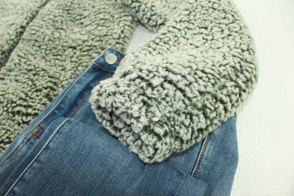 Michelle Mae Two Tone Fullzip Sherpa - Olive and White